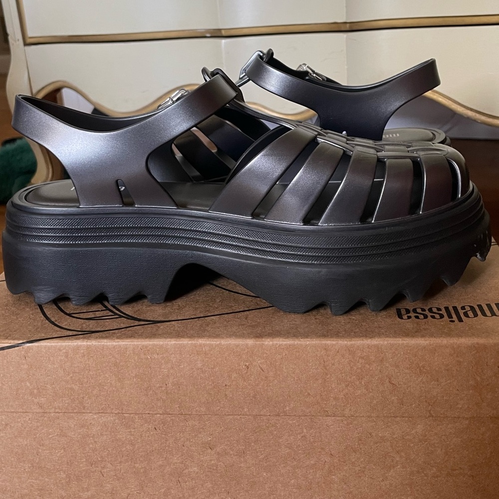 Platform Fisherman Sandals in Metallic Black - Unbranded